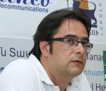 Union of political parties is expected outside the parliament. Andrias Ghukasyan (VIDEO)