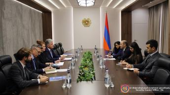 ՀՀ ԱԽ քարտուղարն ընդունել է Միրոսլավ Յենչային