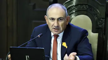 The price of strawberries is unusually high. Cherries and apricots have also become more expensive; what does this mean? Pashinyan to Papoyan.