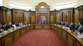 Վարչապետի գլխաւորութեամբ քննարկուած է Երեւանի եւ Գիւմրիի Կառավարութեան ներդրումային առաջնահերթութիւններու պլանը