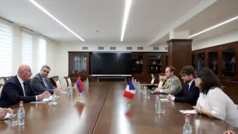 Representatives of Armenia and France have discussed issues related to cooperation in the field of defense.