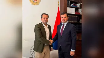 The possibilities of marketing Armenian products through Carrefour in the French market have been discussed.