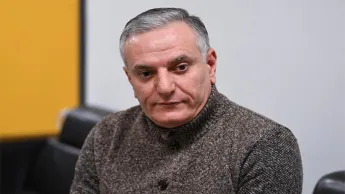 ԱՄՆ նախագահին համար միջանկյալ ընտրութիւնները առայժմ լաւ հեռանկարներ չեն խոստանում. Արտակ Զաքարեան