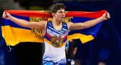 Жанес Назарян начал с уверенной победы: чемпионат мира по борьбе среди юношей до 17 лет