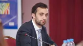 Իոաննիսյանը խուլիգանութեան հատկանիշներով հաղորդում կը ներկայացնէ Ավետ Կոնջորյանի դէմ